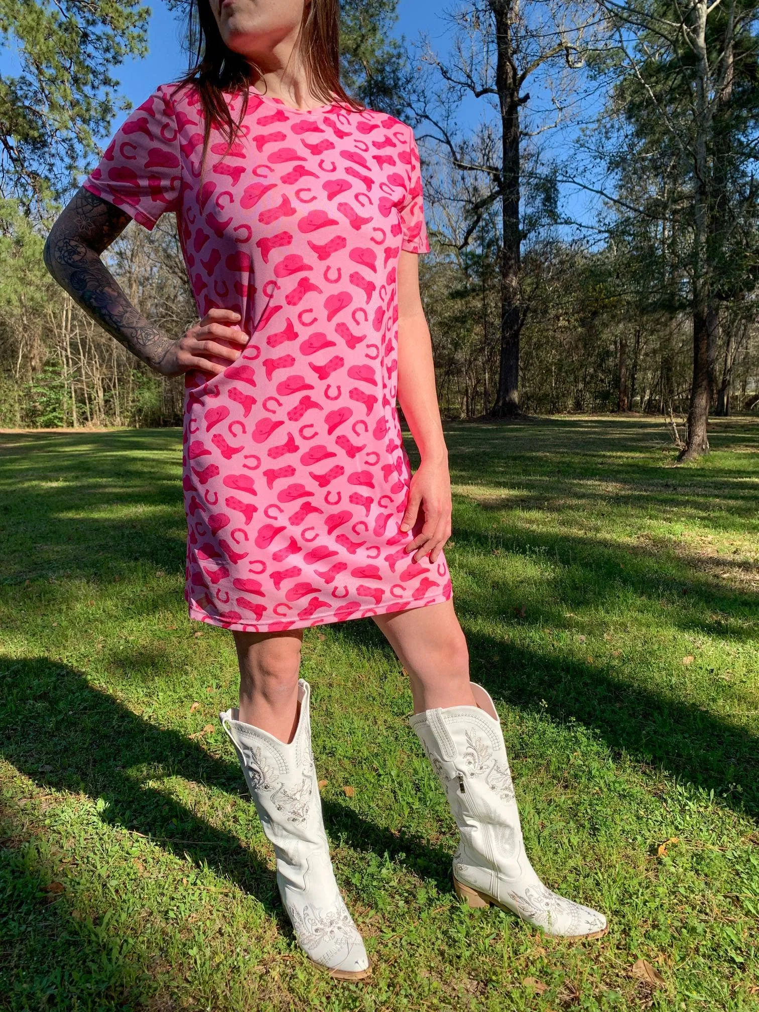 MK380 Blush & Bashful Short Sleeve Mesh Sheath Dress - Pink