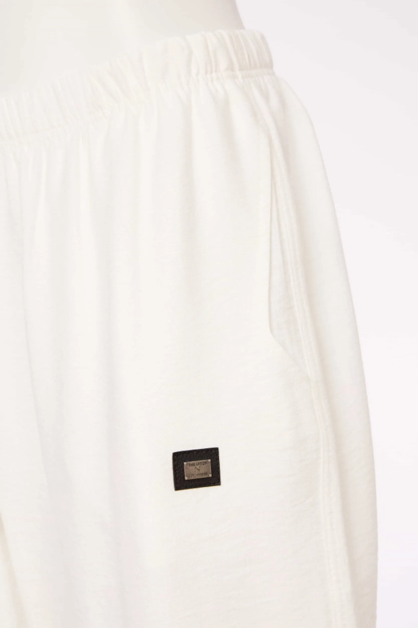 Naya - Women's Pull up Trouser with Curved Detail at Hem