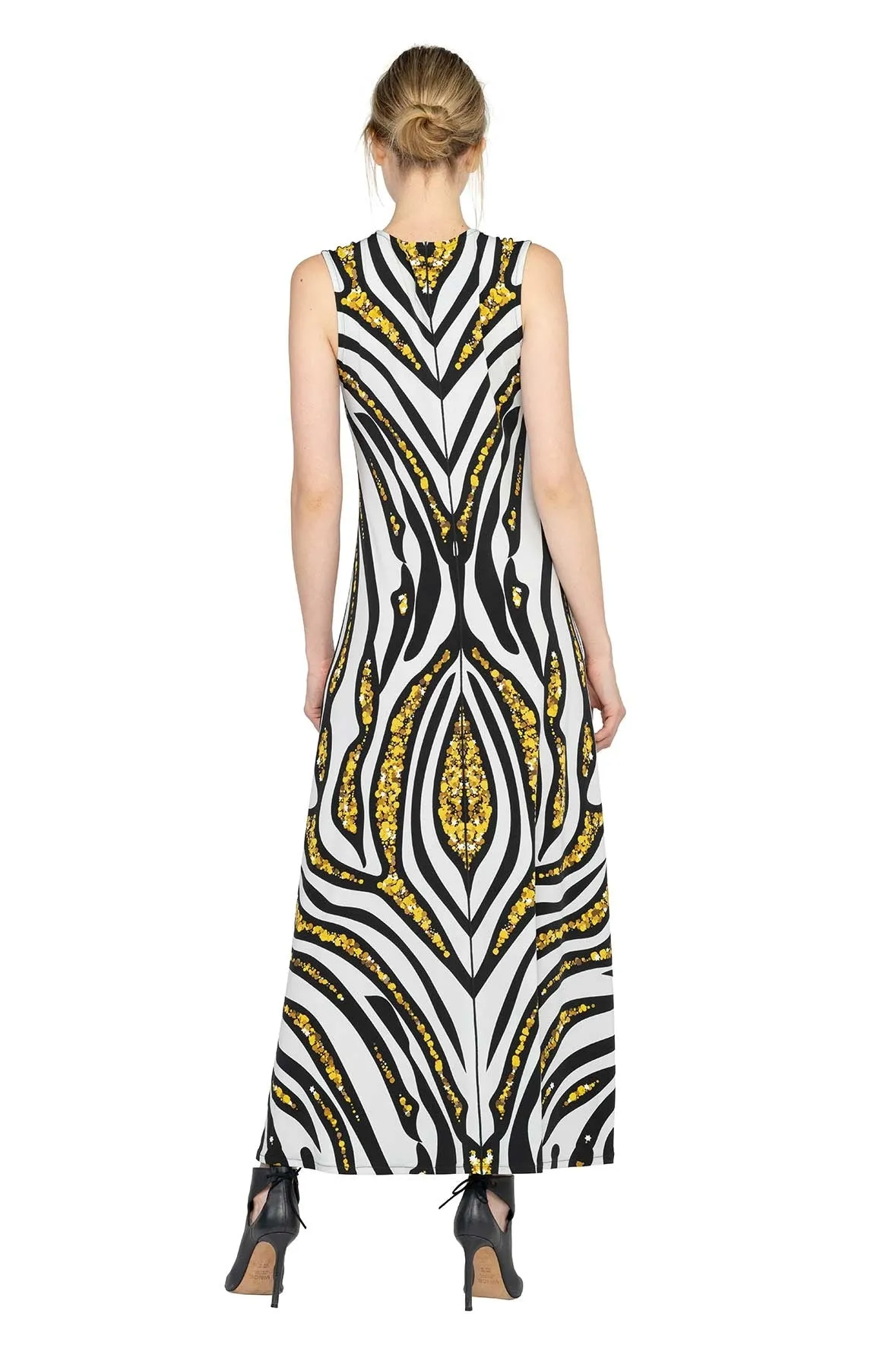 Sleevless A Line Long Curved Hemline Dress