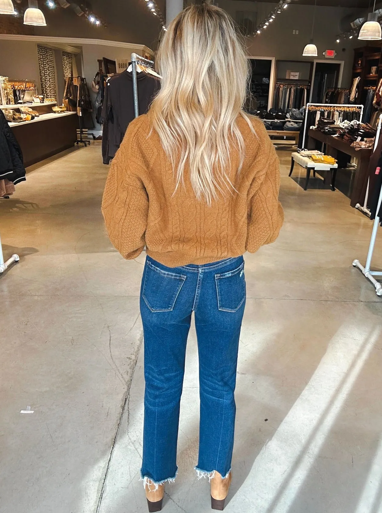 Stylish Look High Rise Straight Denim