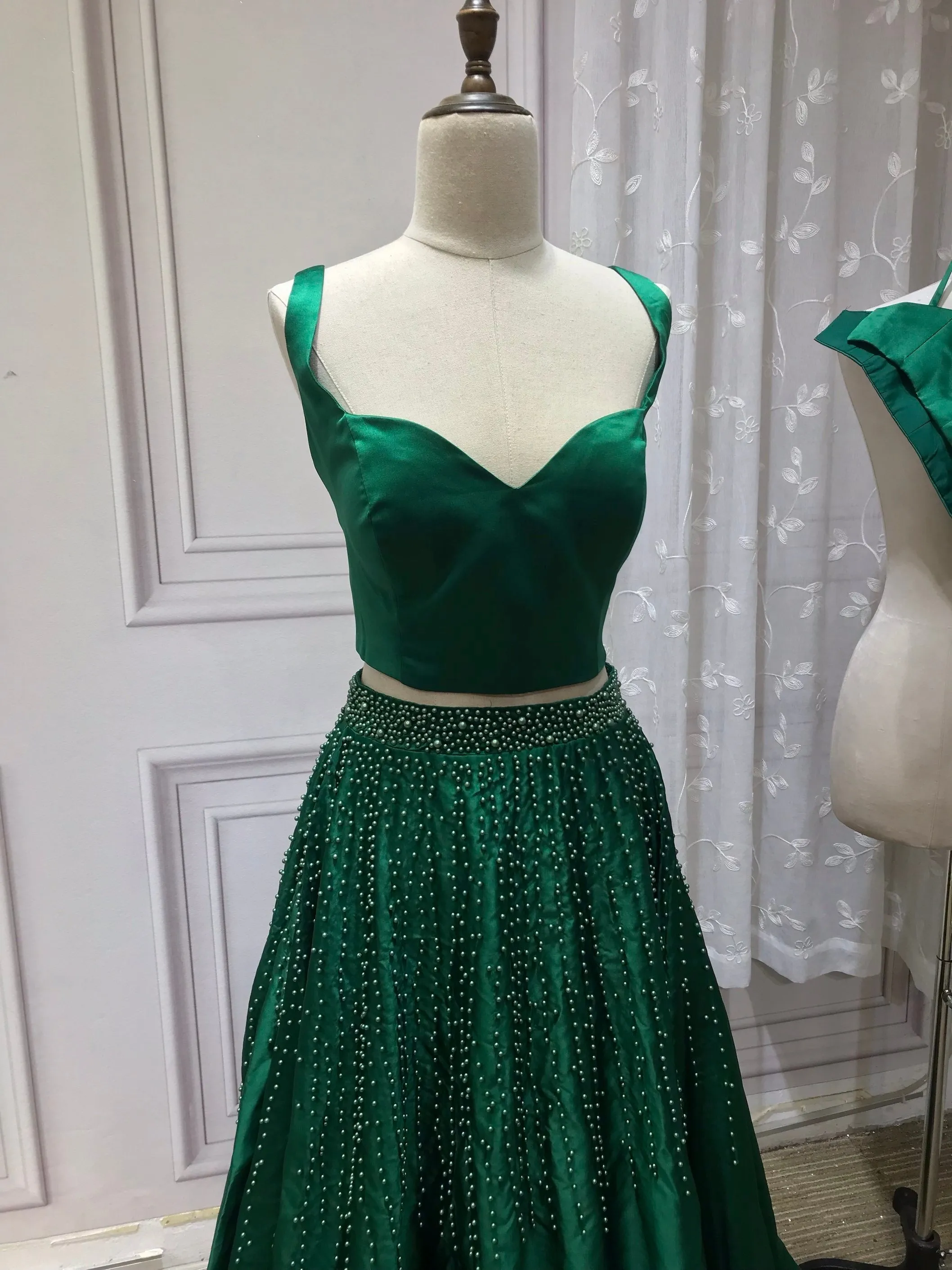 Vintage pearls beaded top and skirt separated two pieces emerald green prom dress