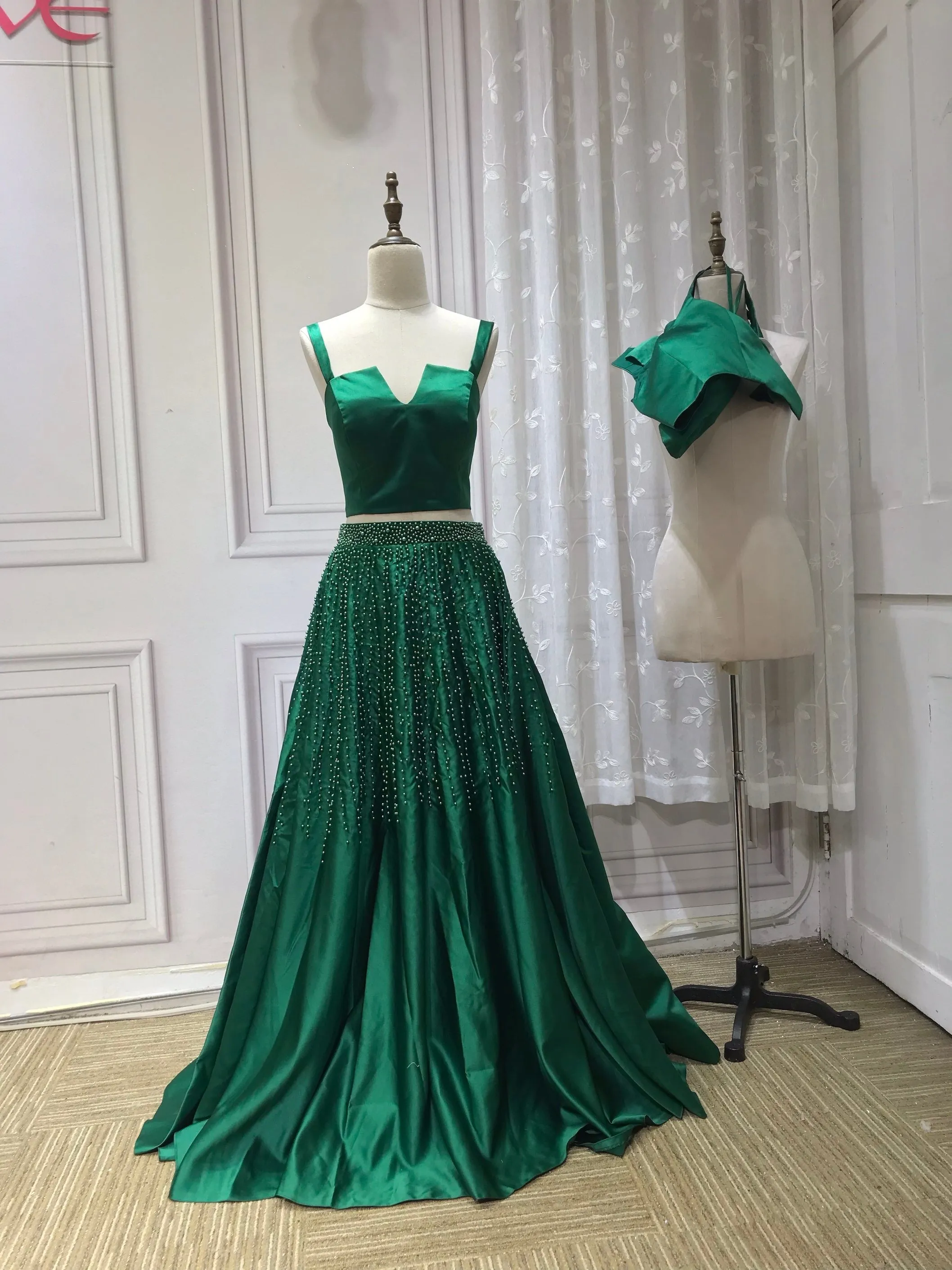 Vintage pearls beaded top and skirt separated two pieces emerald green prom dress